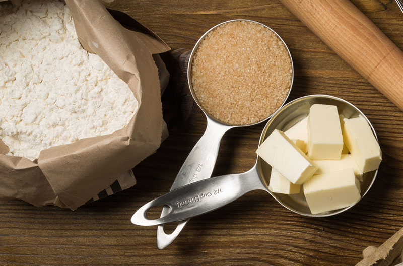パン作りにおけるバターの役割。上手に混ぜ込むコツ