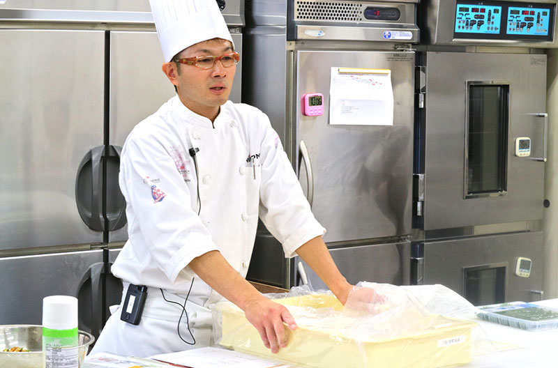 大阪の人気店ブレッドスタイルソプラノの宮田顕シェフ！まるで和食のようなパン作りの秘密をレポート